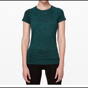 Lululemon swiftly tech short sleeve shirt